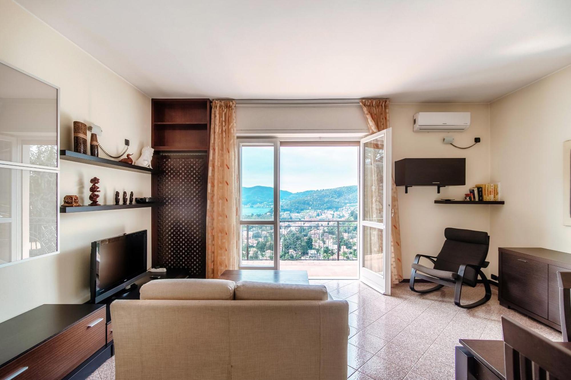 Vista Lario Apartment - Aqua Apartments เชอร์นอบบิโอ ภายนอก รูปภาพ
